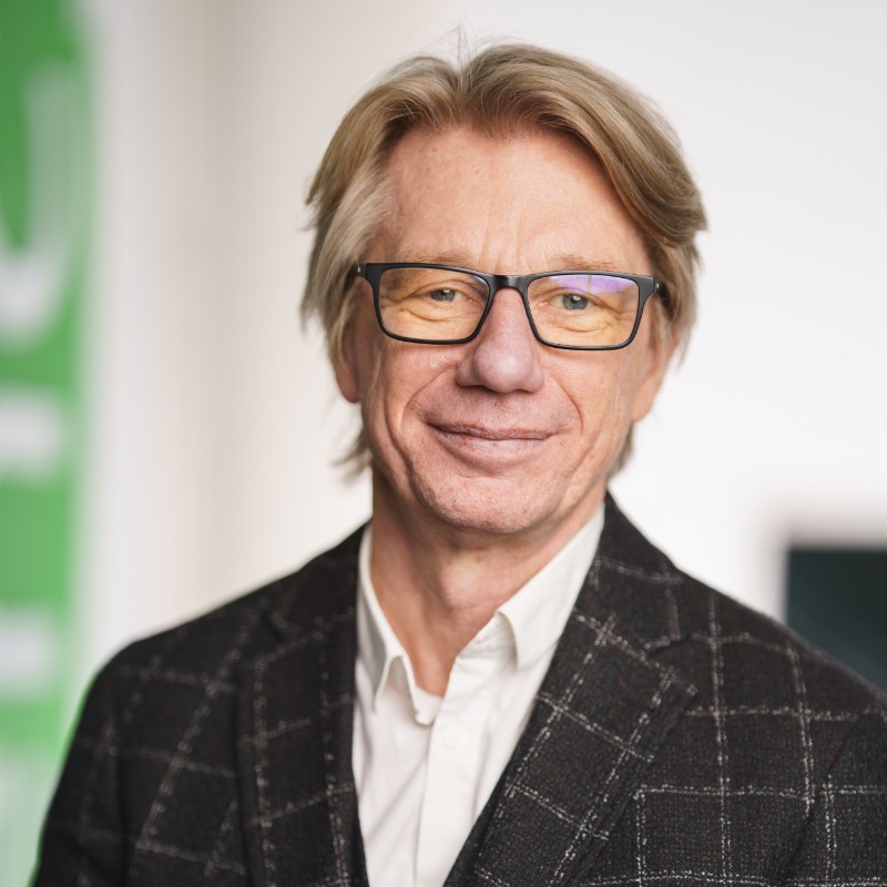 Jürgen PECHER -  CTO AODB